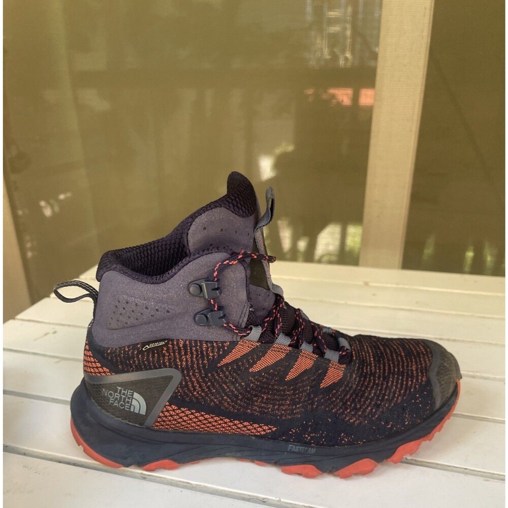 NORTH FACE Sz7.5 Ultra Fastback lll  Mid GTX Mid-Top Black and Orange Boots